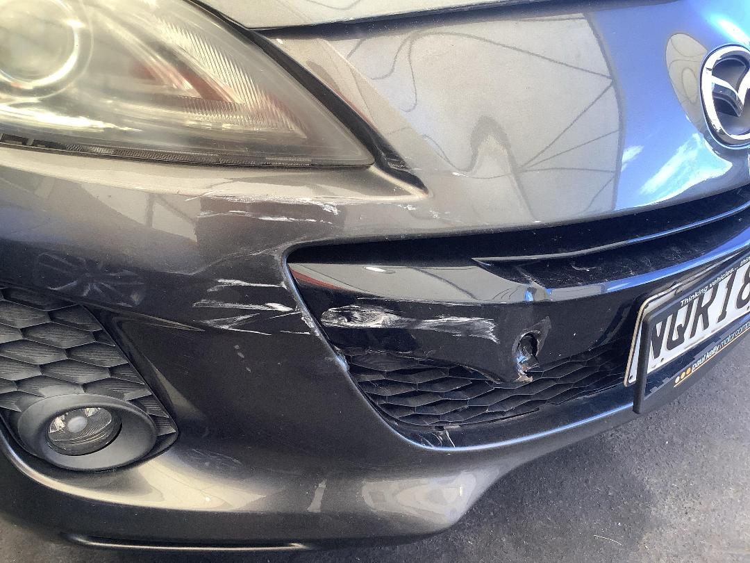 Photo '4' of Mazda Axela