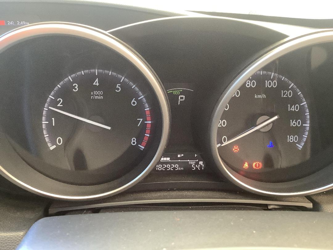 Photo '15' of Mazda Axela