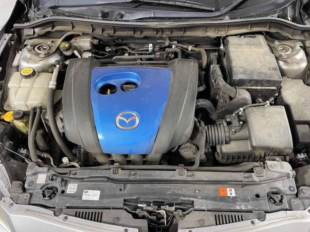 Photo '13' of Mazda Axela