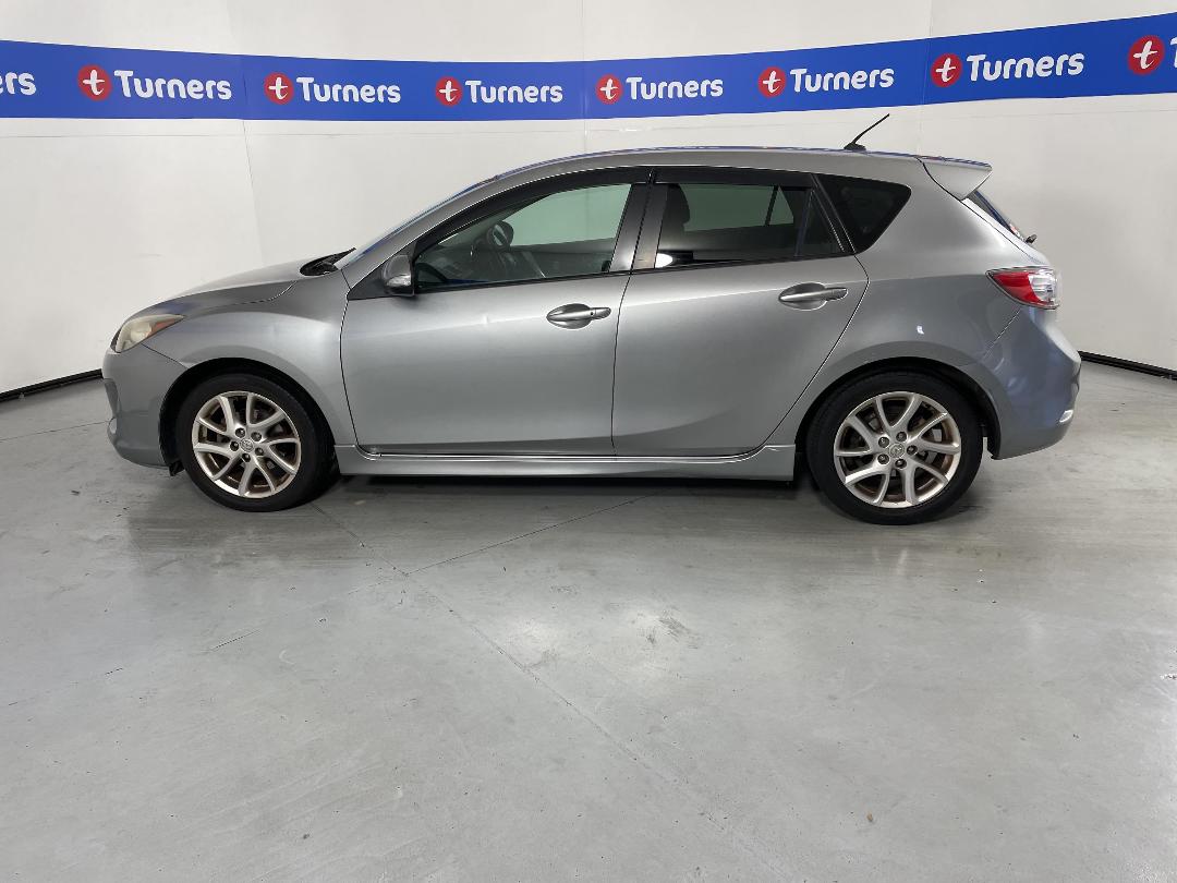 Photo '24' of Mazda Axela