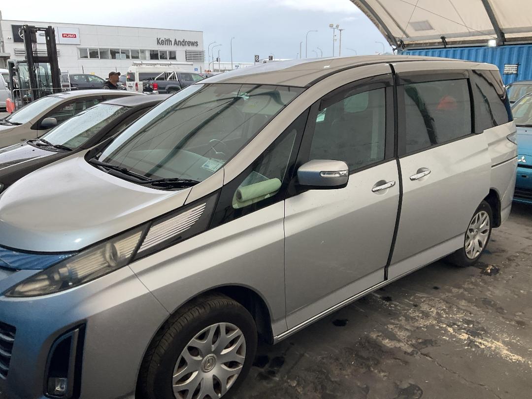 Photo '6' of Mazda Biante