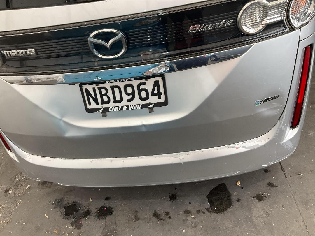 Photo '21' of Mazda Biante