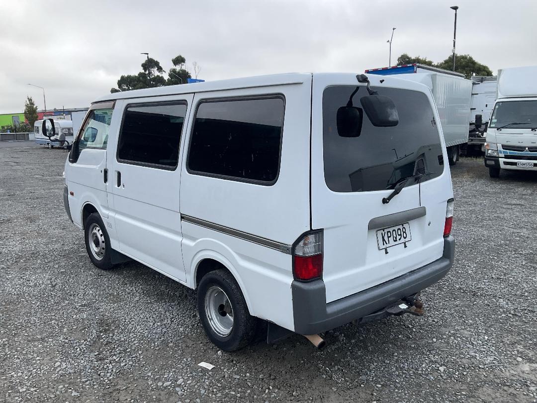 Photo '4' of Mazda Bongo
