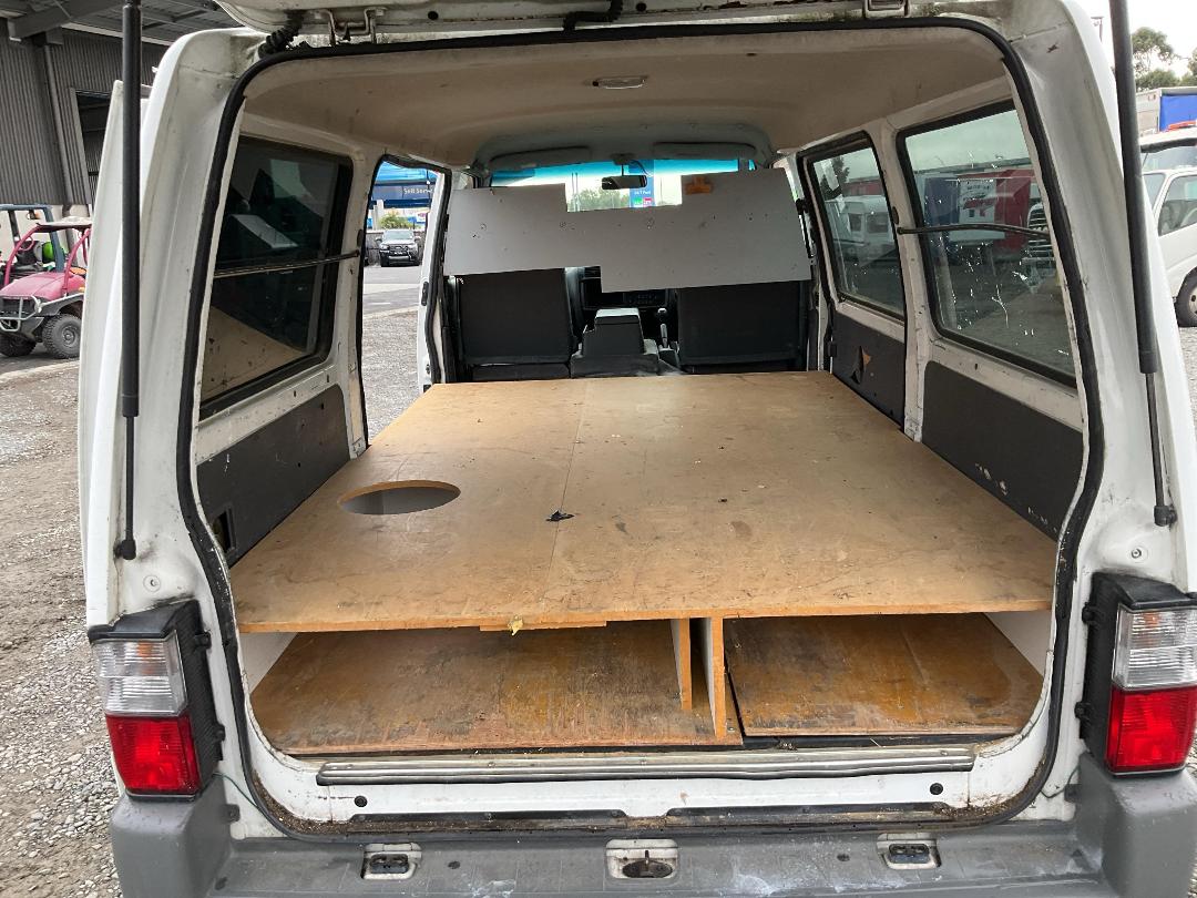 Photo '10' of Mazda Bongo