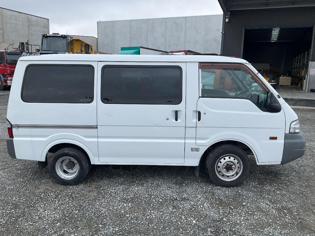 Photo '5' of Mazda Bongo