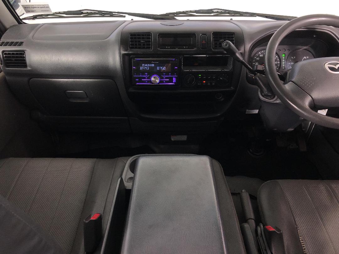 Photo '17' of Mazda Bongo Photo '17' of Mazda Bongo