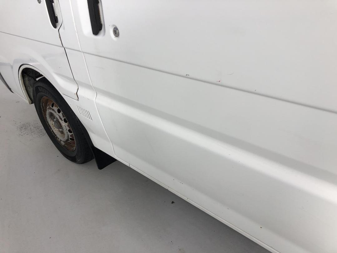 Photo '24' of Mazda Bongo Photo '24' of Mazda Bongo