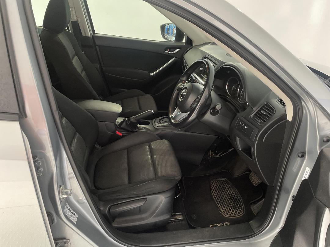 Photo '16' of Mazda CX-5