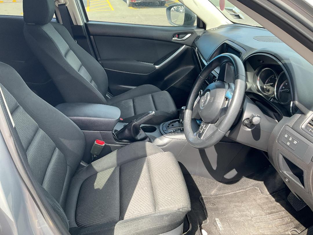 Photo '10' of Mazda CX-5