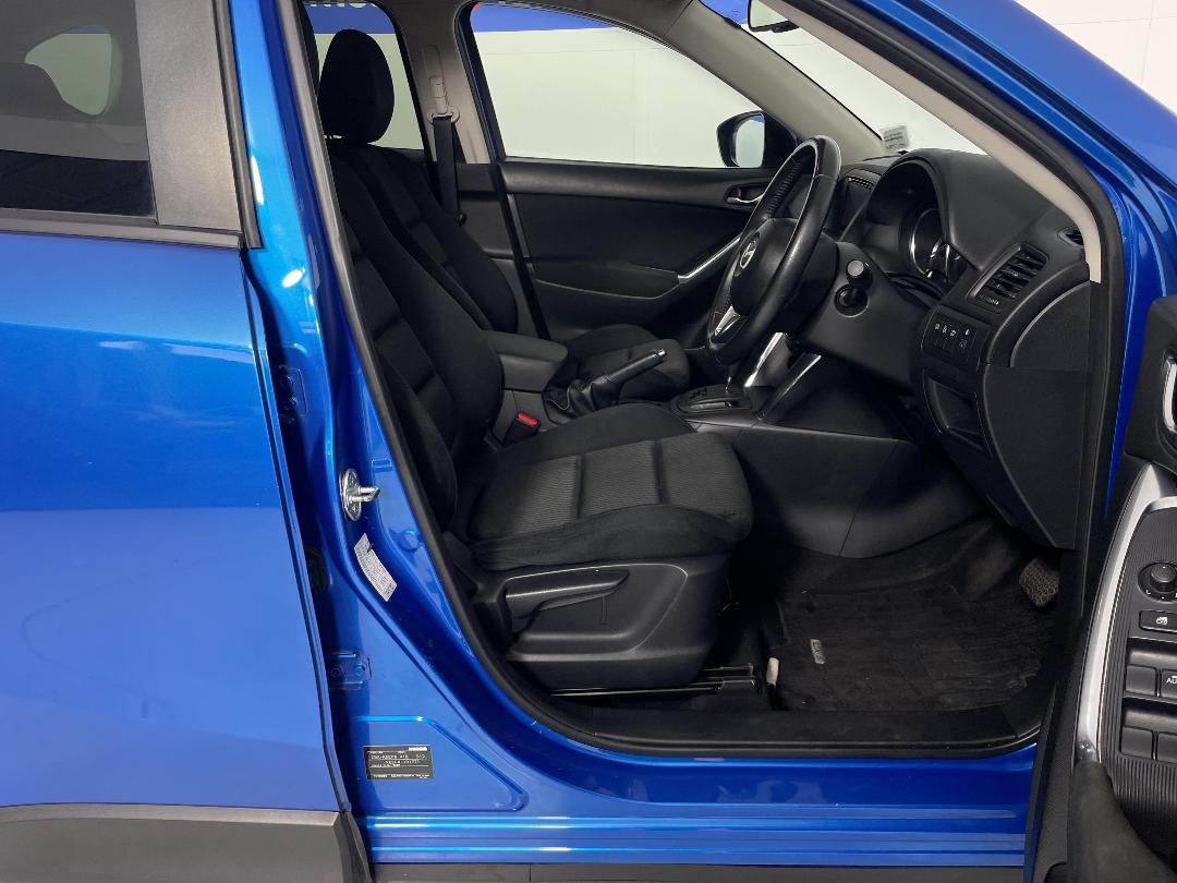 Photo '16' of Mazda CX-5