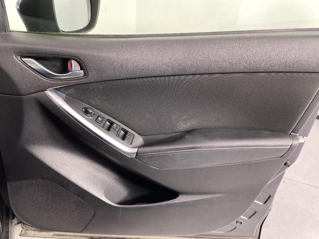 Photo '15' of Mazda CX-5