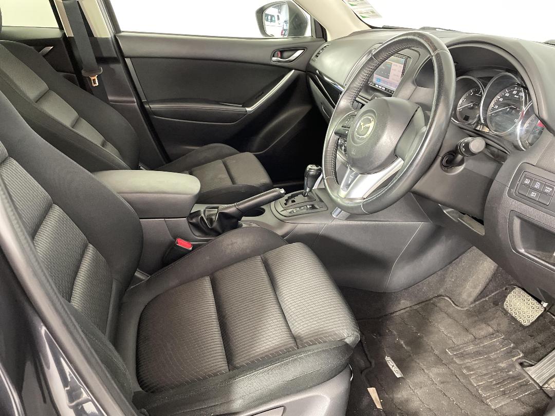 Photo '16' of Mazda CX-5