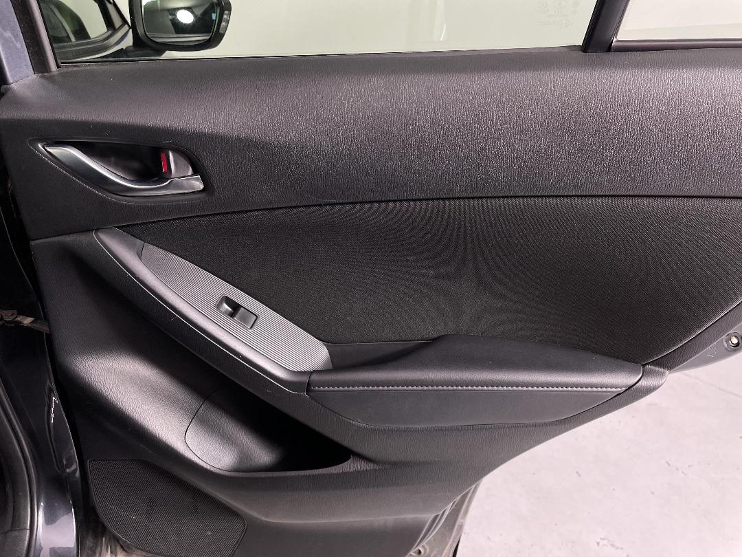 Photo '19' of Mazda CX-5