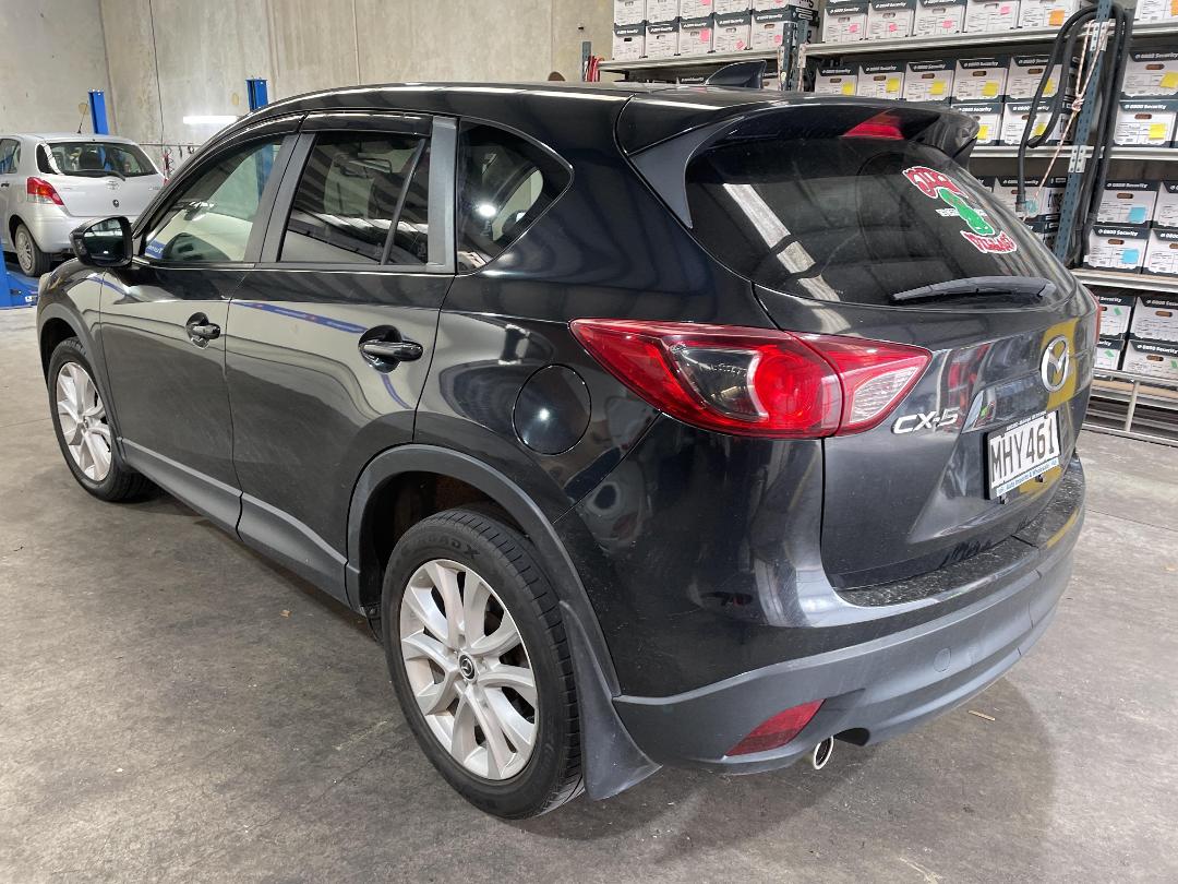 Photo '10' of Mazda CX-5