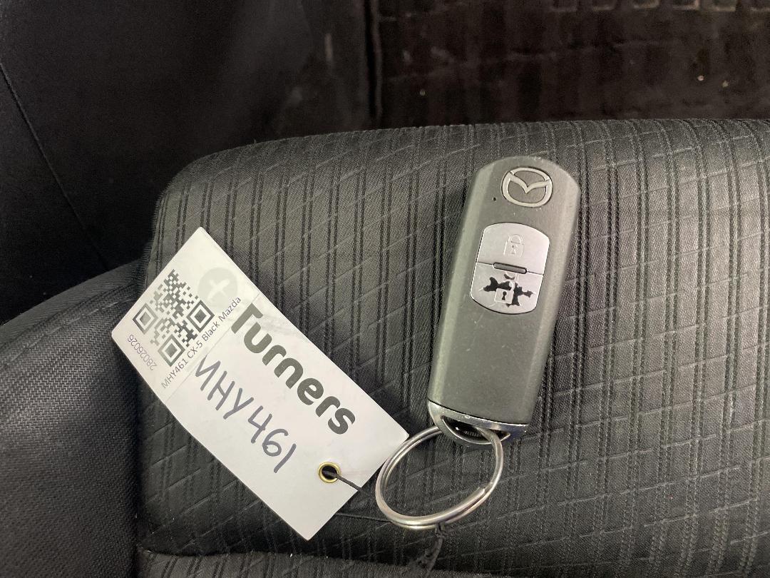 Photo '22' of Mazda CX-5