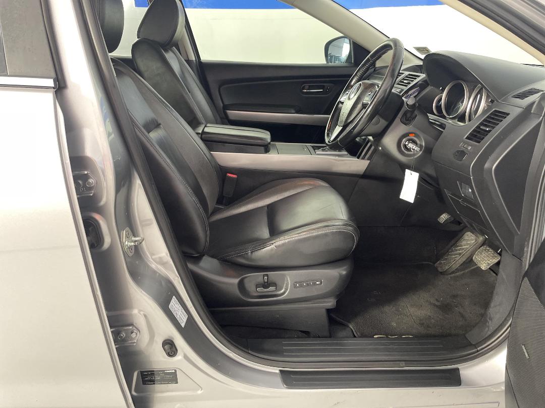 Photo '16' of Mazda CX-9