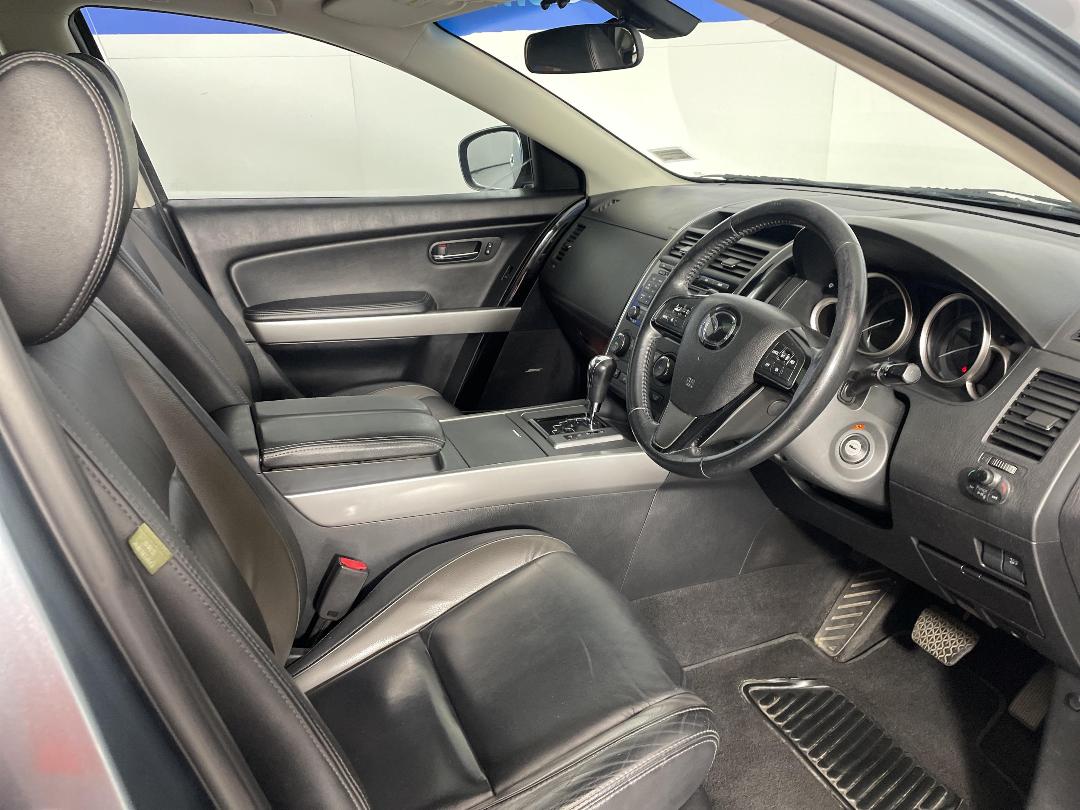 Photo '16' of Mazda CX-9 Photo '16' of Mazda CX-9