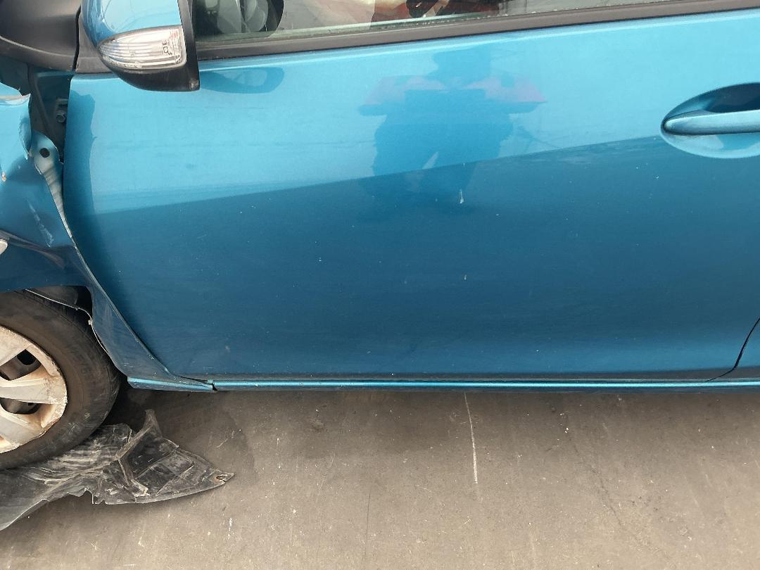 Photo '10' of Mazda Demio