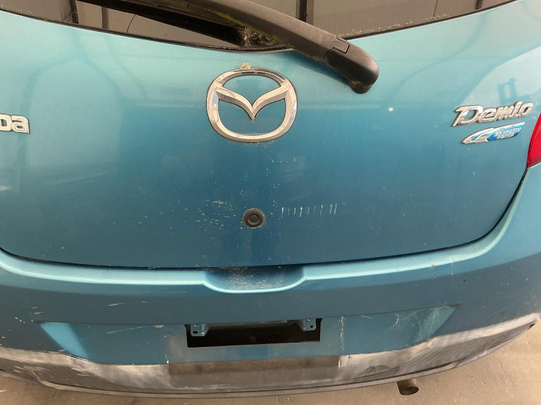 Photo '14' of Mazda Demio