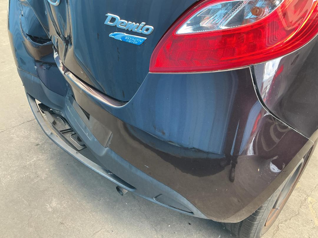 Photo '13' of Mazda Demio Photo '13' of Mazda Demio