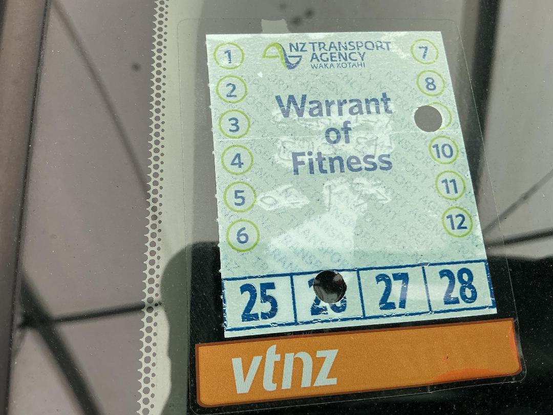 Photo '23' of Mazda Demio Photo '23' of Mazda Demio