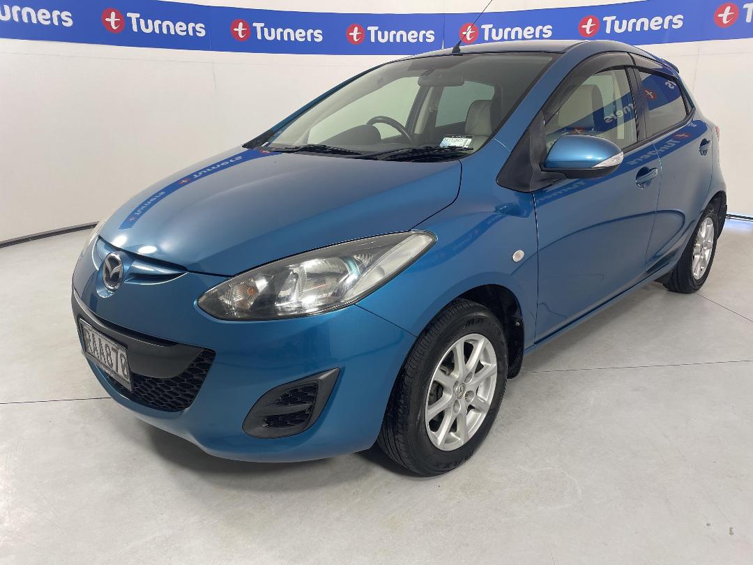 Photo '4' of Mazda Demio Photo '4' of Mazda Demio