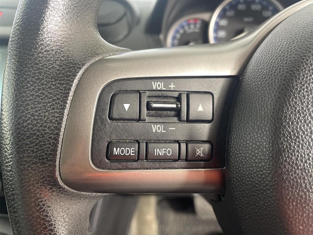 Photo '24' of Mazda Demio Photo '24' of Mazda Demio