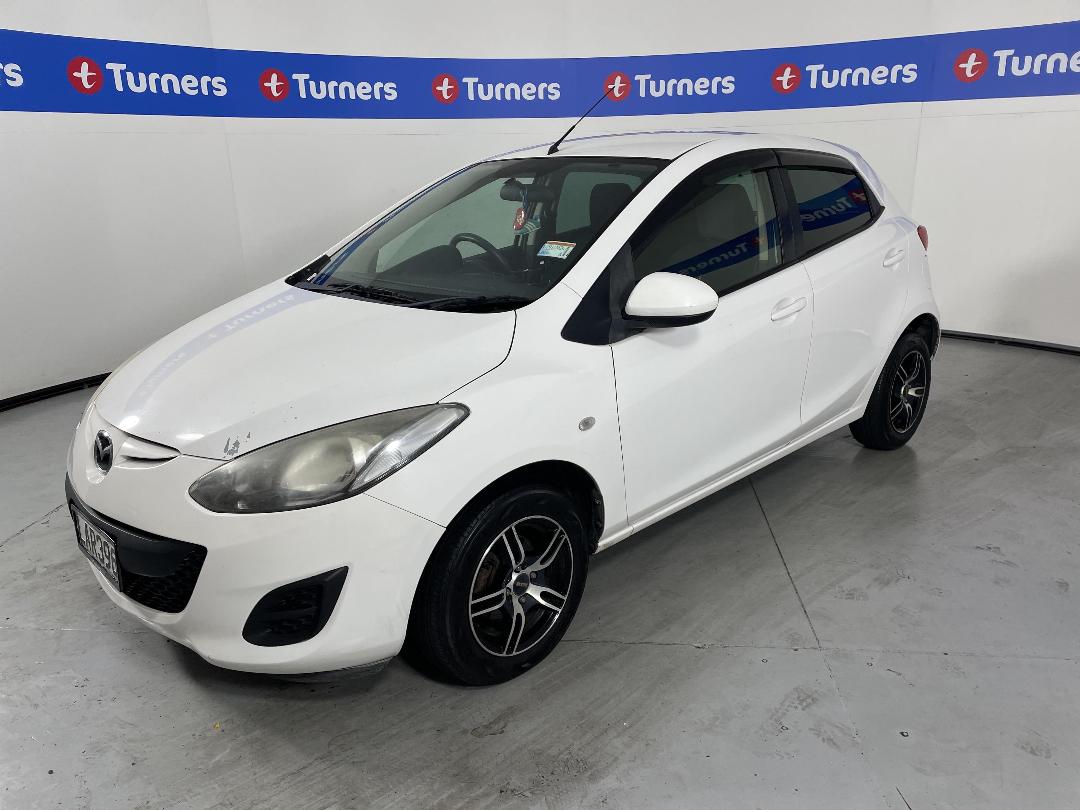 Photo '4' of Mazda Demio