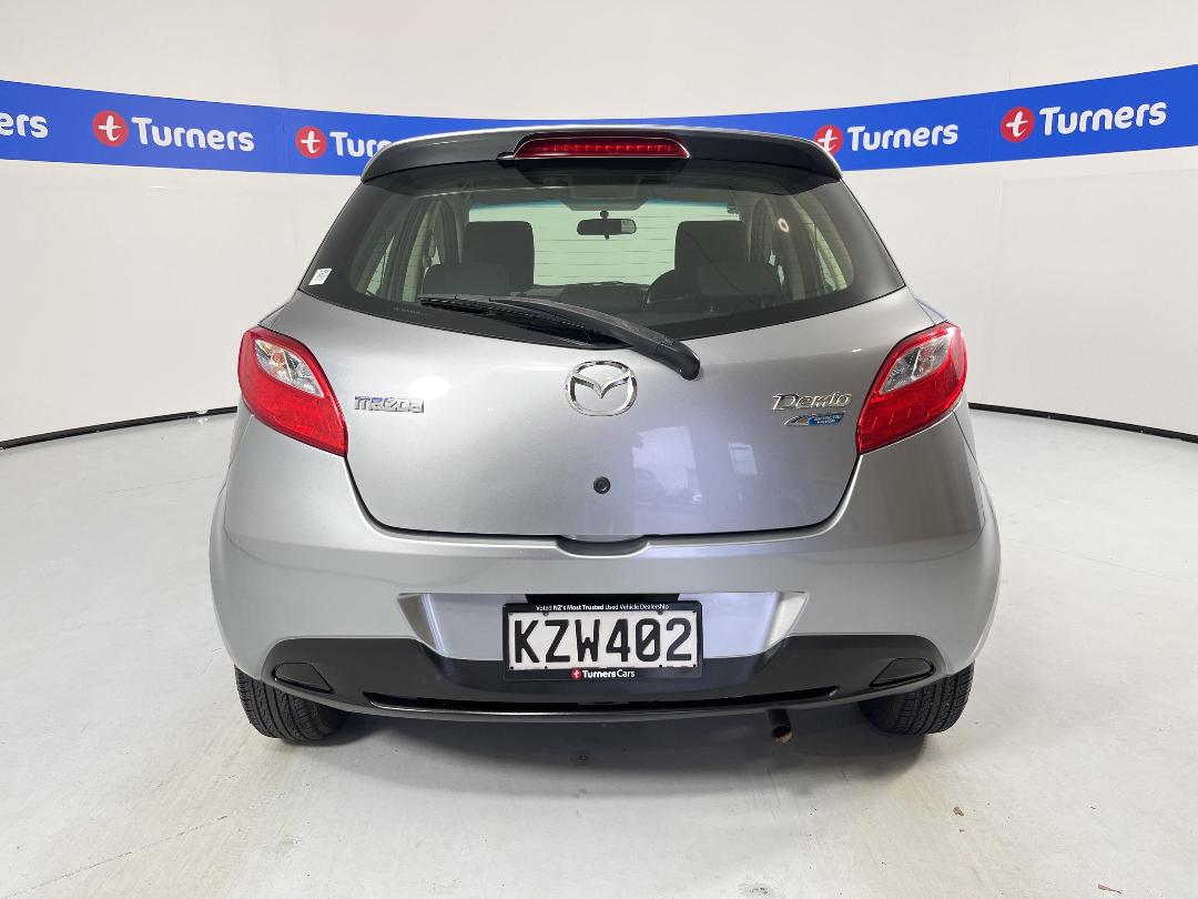 Photo '6' of Mazda Demio