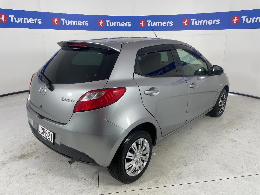 Photo '7' of Mazda Demio Photo '7' of Mazda Demio