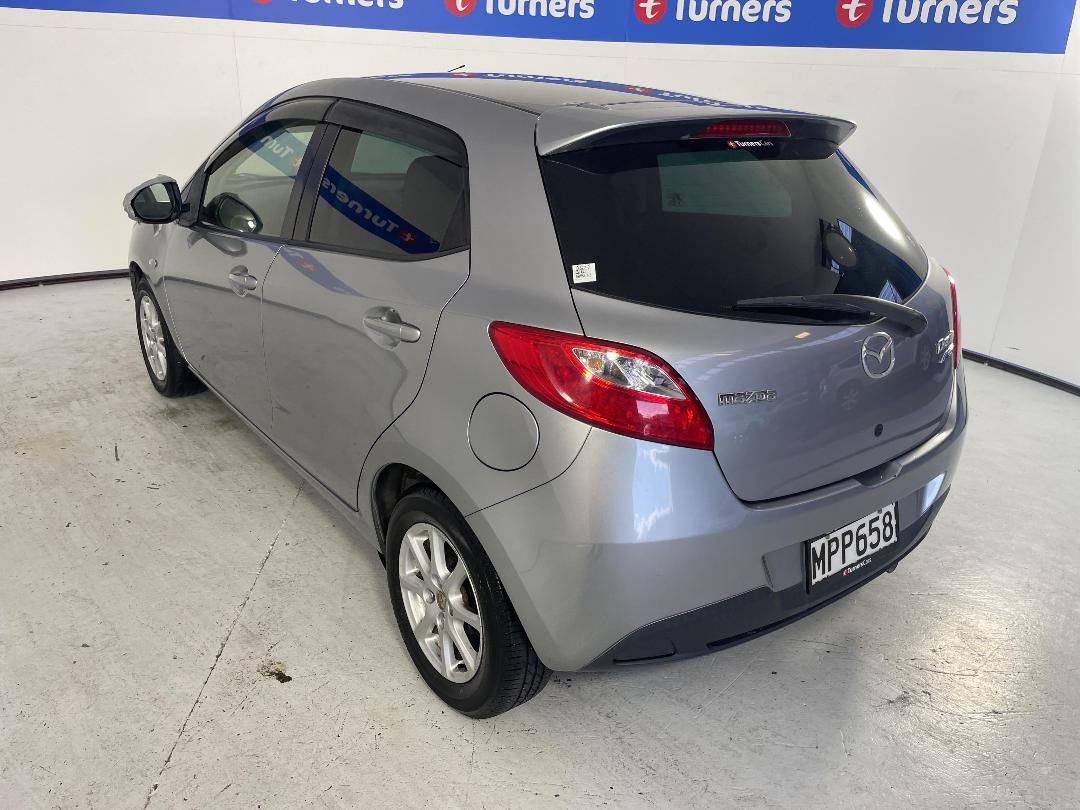 Photo '5' of Mazda Demio