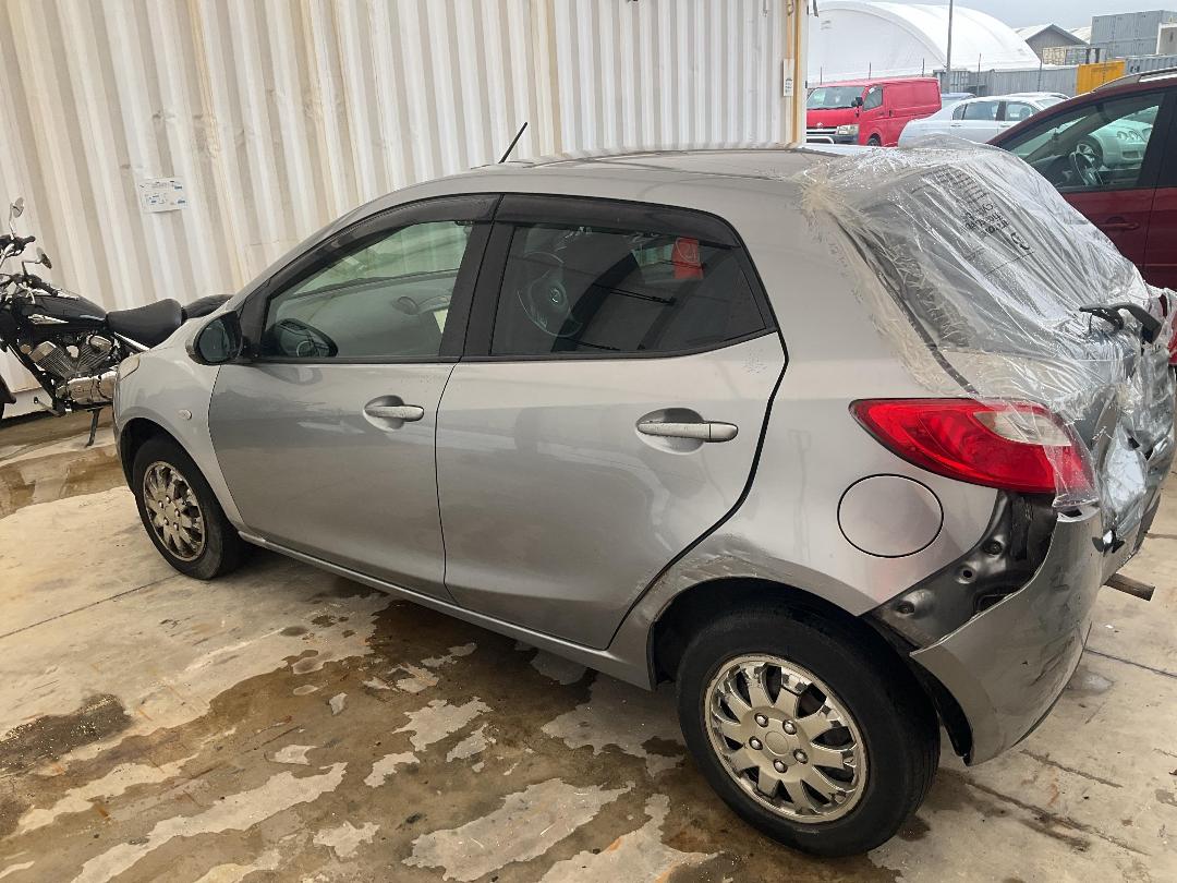 Photo '3' of Mazda Demio