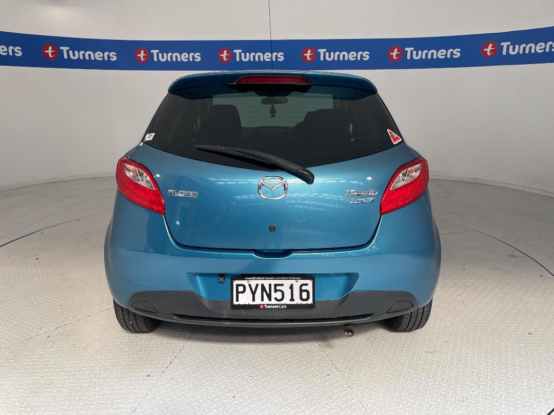 Photo '6' of Mazda Demio Photo '6' of Mazda Demio