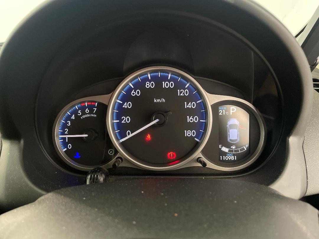 Photo '21' of Mazda Demio Photo '21' of Mazda Demio