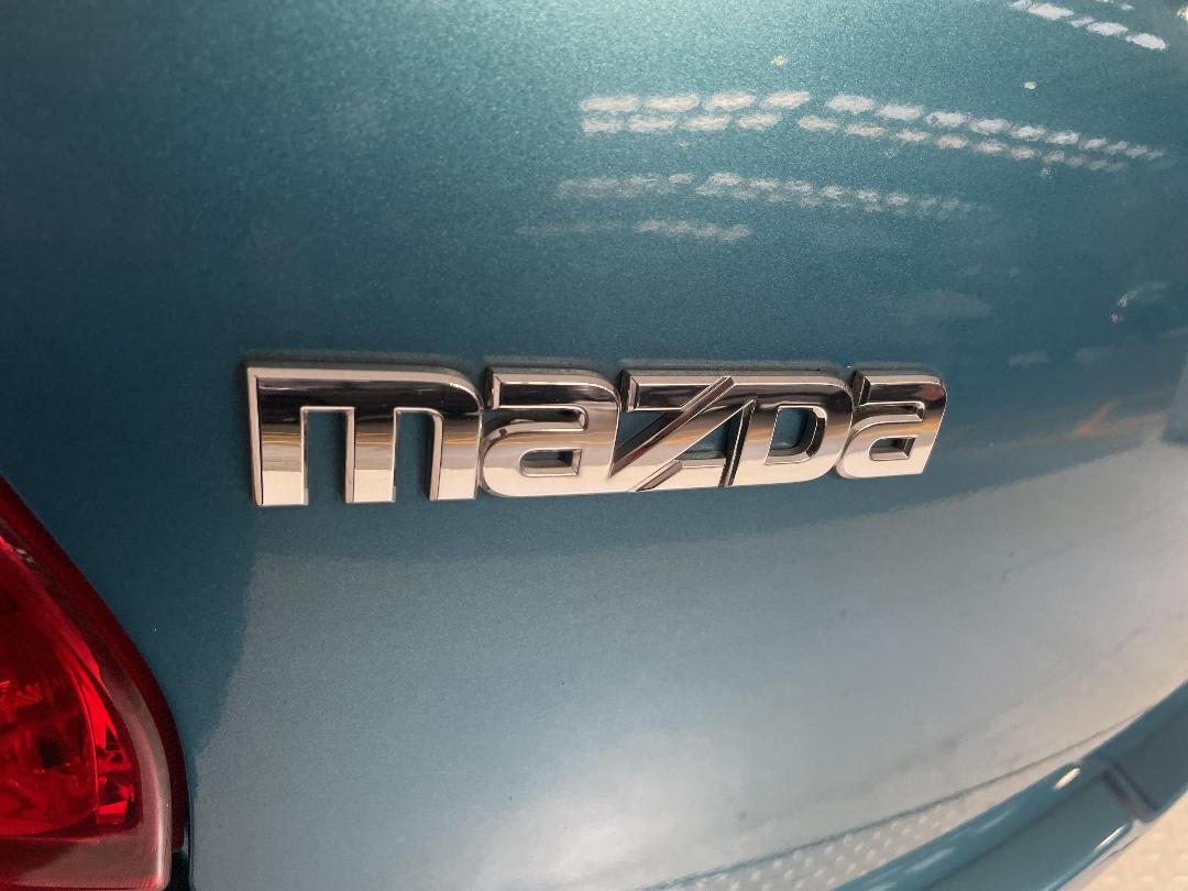 Photo '33' of Mazda Demio Photo '33' of Mazda Demio