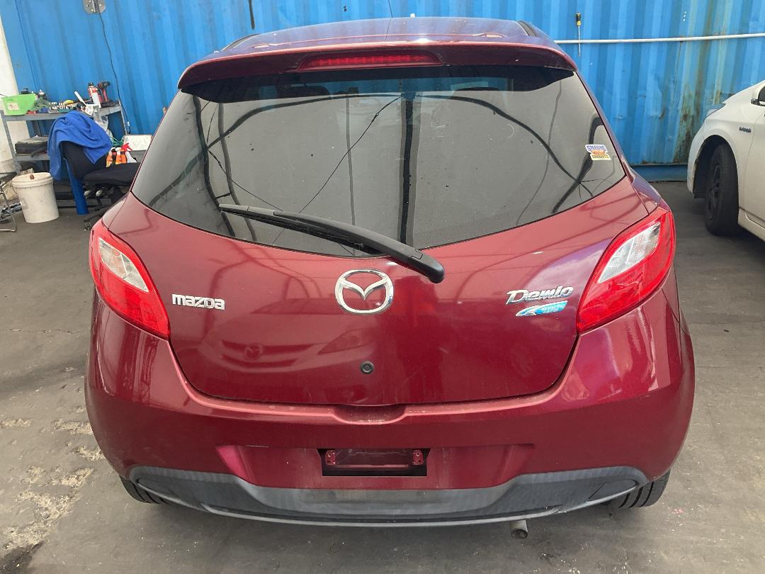 Photo '6' of Mazda Demio Photo '6' of Mazda Demio