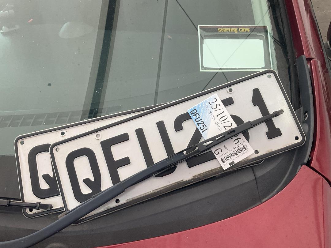 Photo '16' of Mazda Demio Photo '16' of Mazda Demio