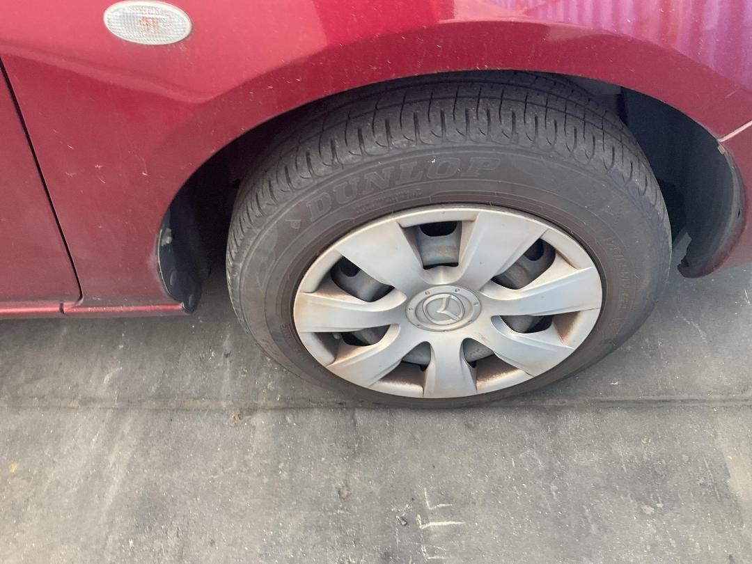 Photo '31' of Mazda Demio Photo '31' of Mazda Demio