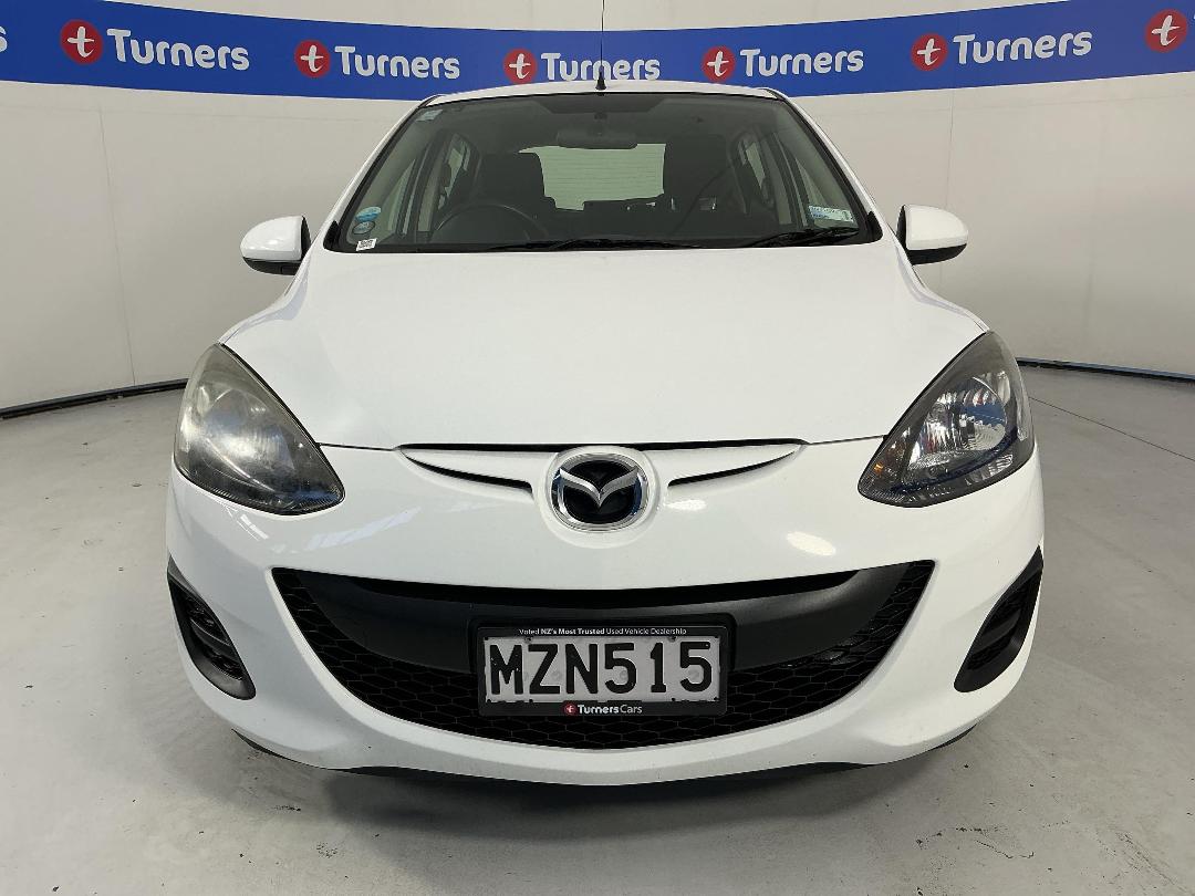 Photo '2' of Mazda Demio