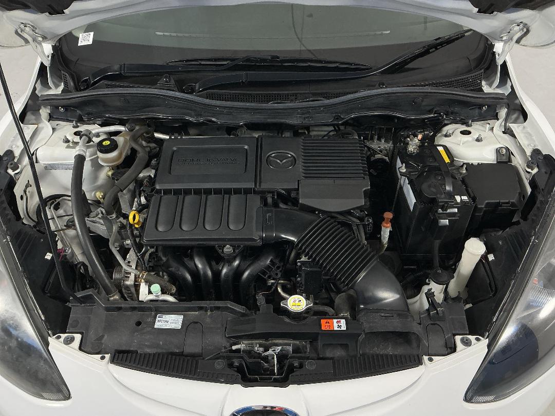 Photo '13' of Mazda Demio