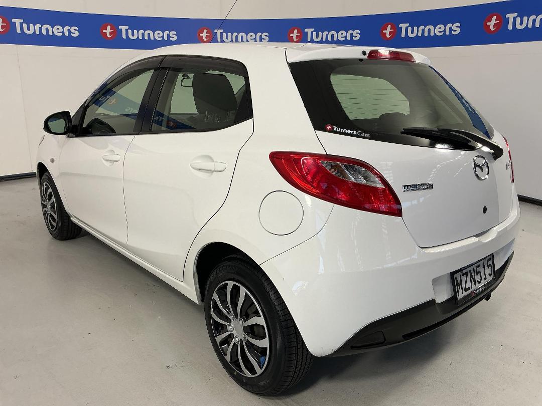 Photo '5' of Mazda Demio