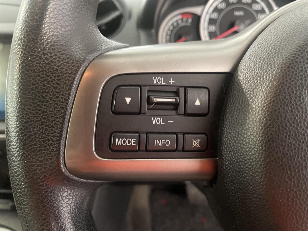 Photo '25' of Mazda Demio