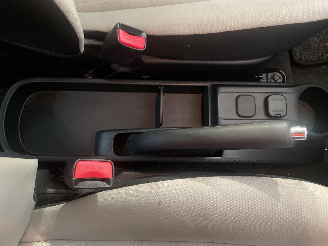 Photo '31' of Mazda Demio