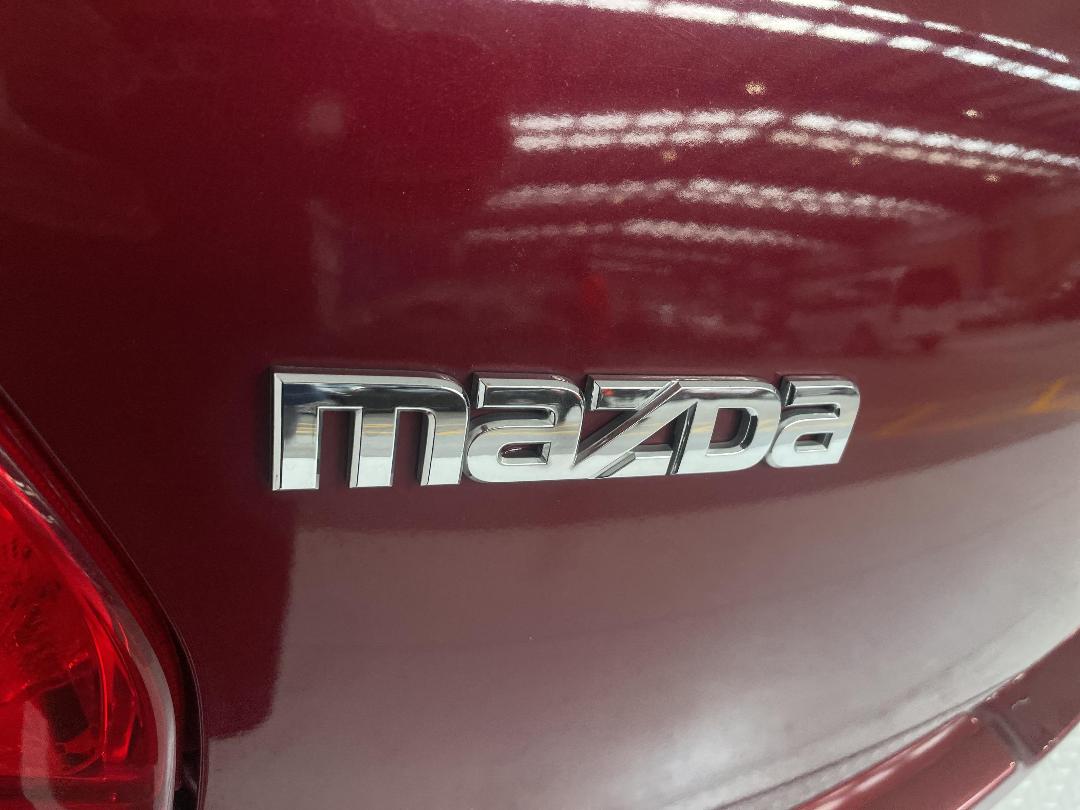 Photo '34' of Mazda Demio