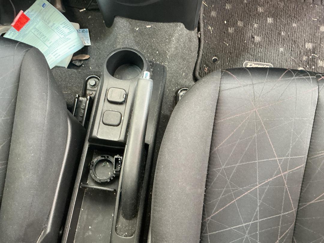 Photo '13' of Mazda Demio