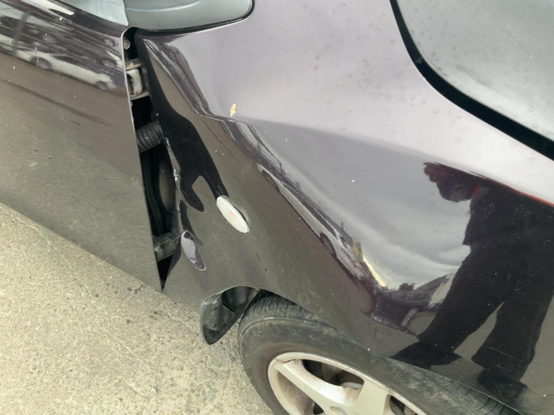 Photo '8' of Mazda Demio