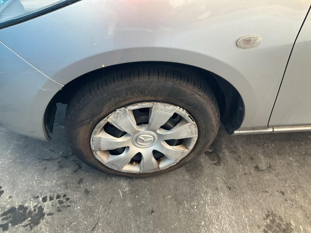 Photo '16' of Mazda Demio