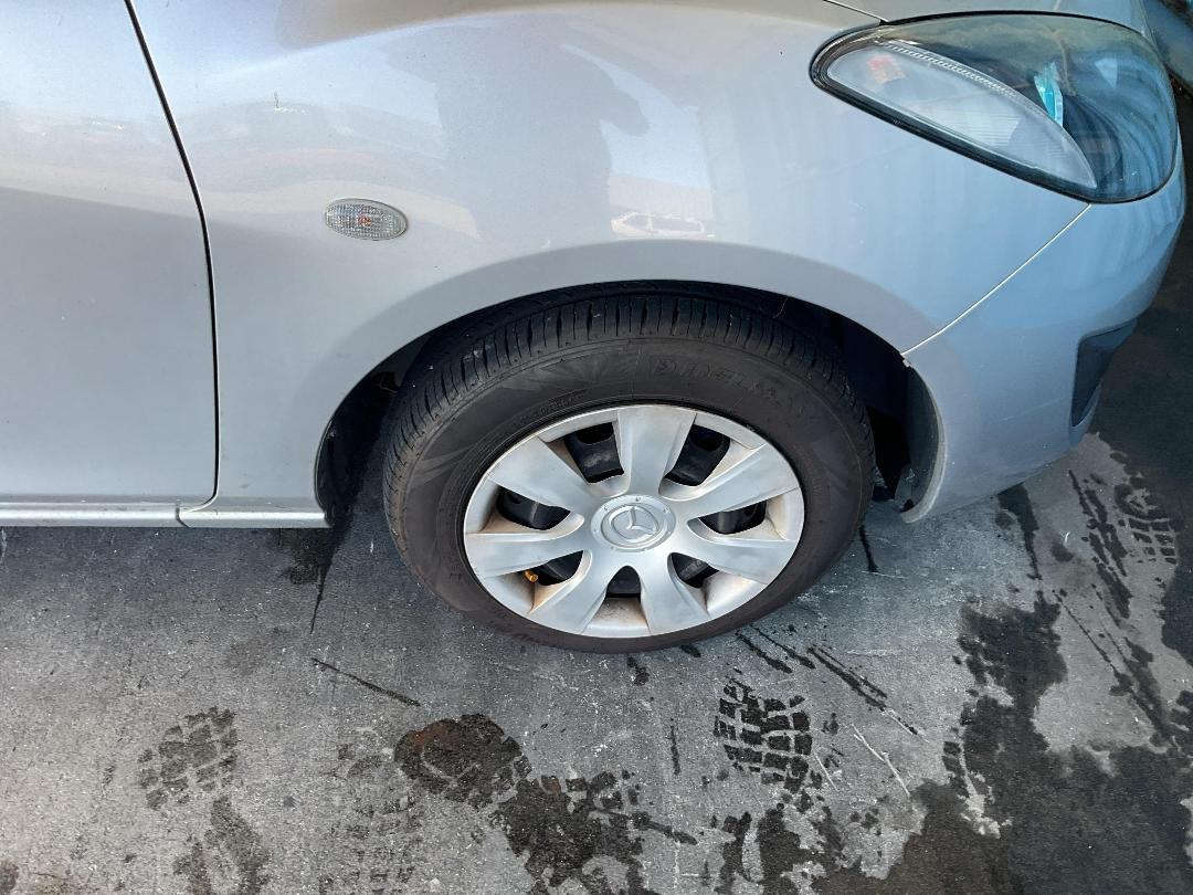 Photo '19' of Mazda Demio