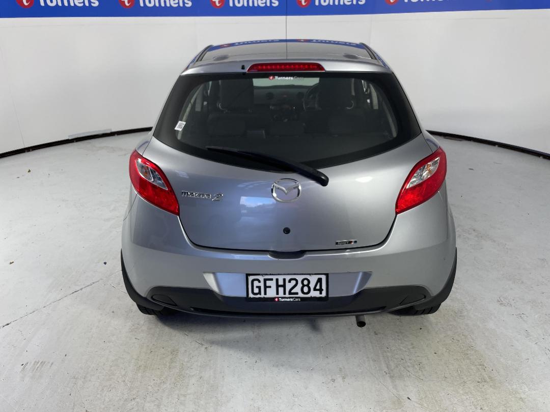 Photo '6' of Mazda Mazda2 Photo '6' of Mazda Mazda2