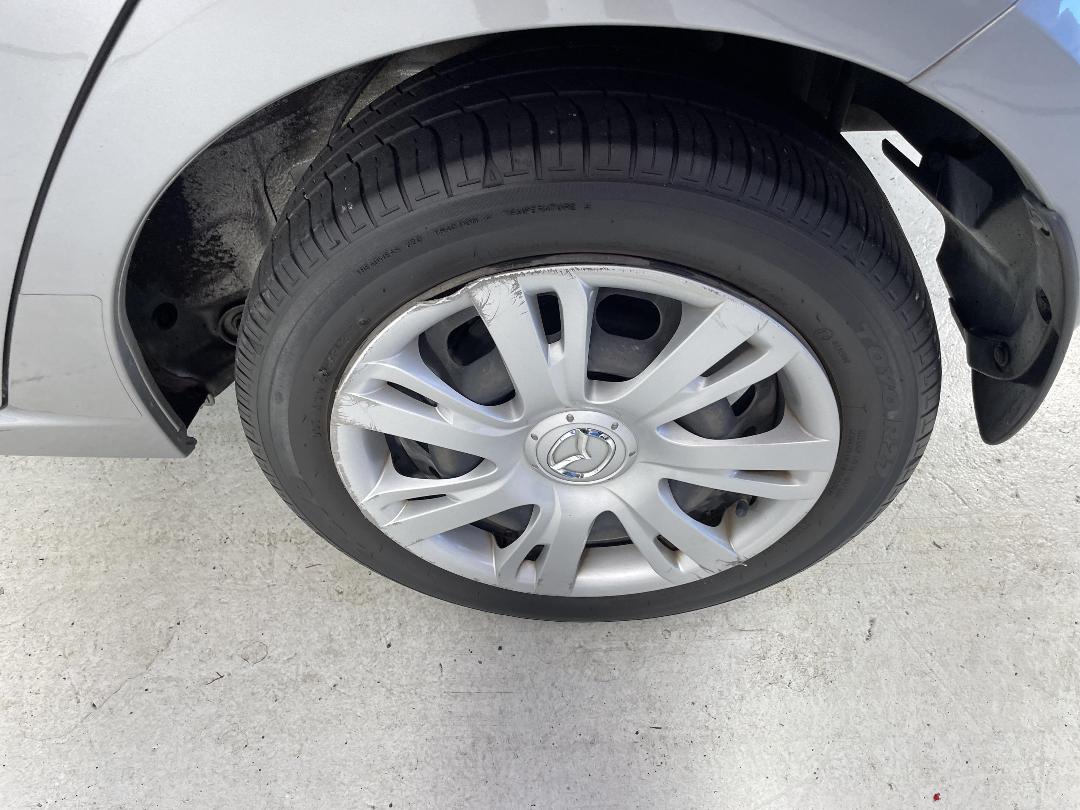 Photo '11' of Mazda Mazda2 Photo '11' of Mazda Mazda2